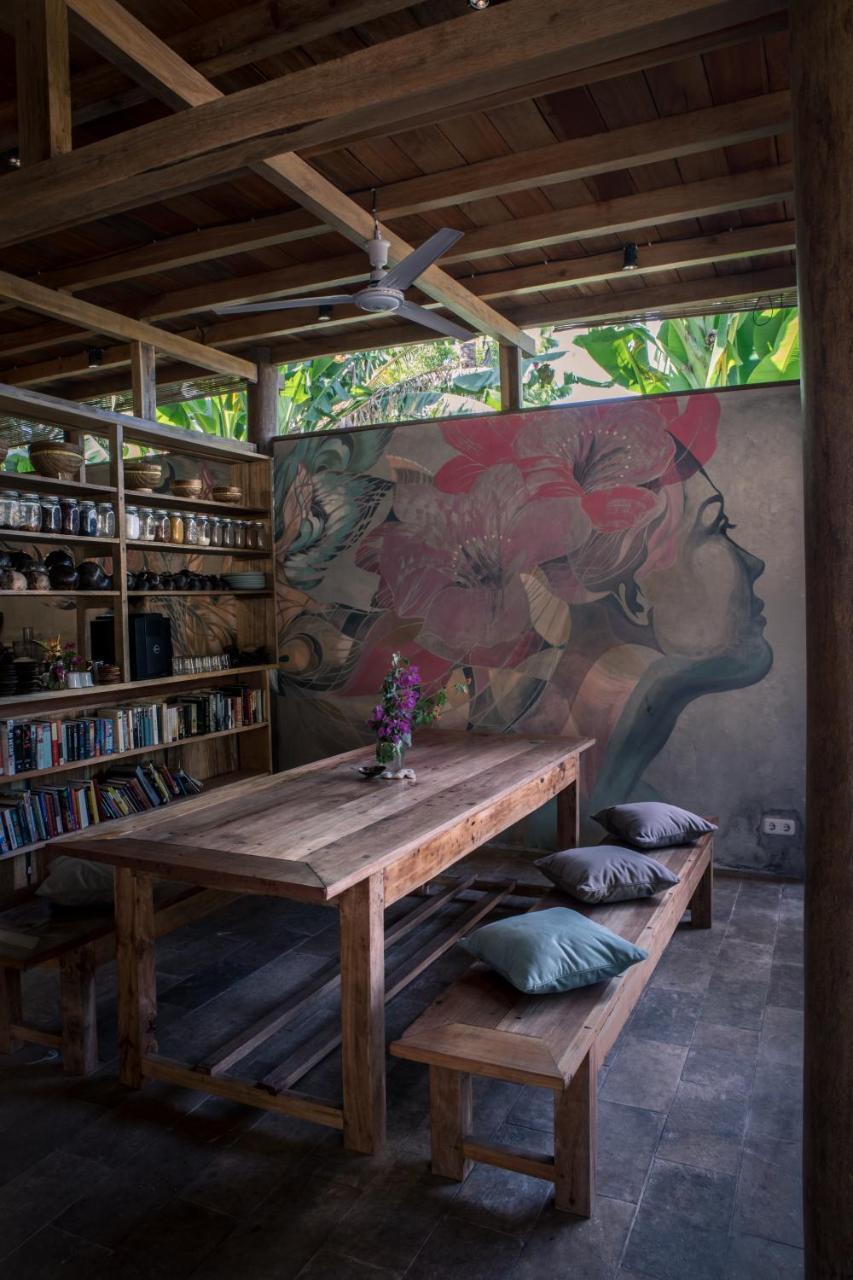 Flowers & Fire Yoga Garden Gili Air Eksteriør bilde